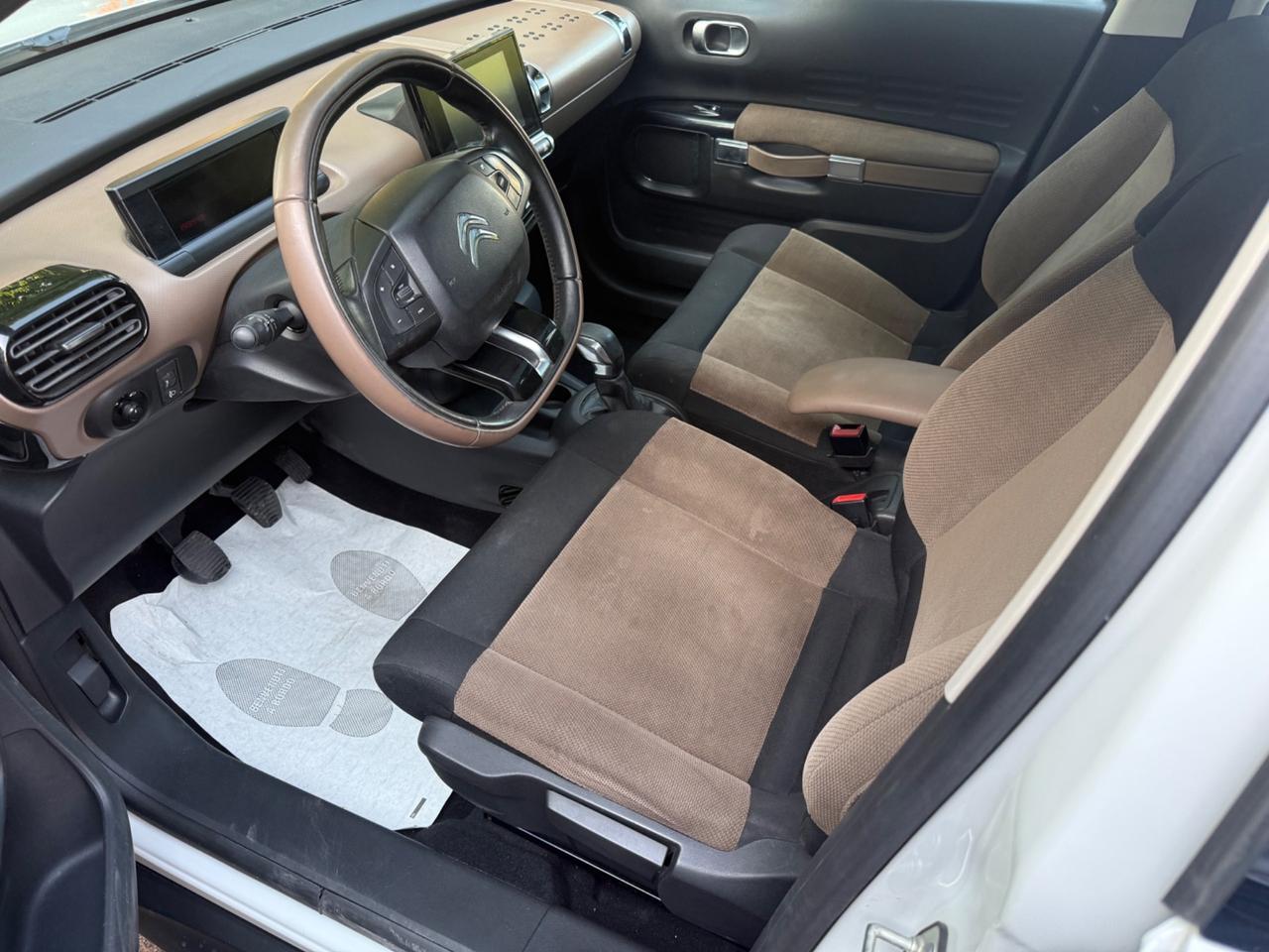 Citroen C4 Cactus PureTech 82 Shine Edition