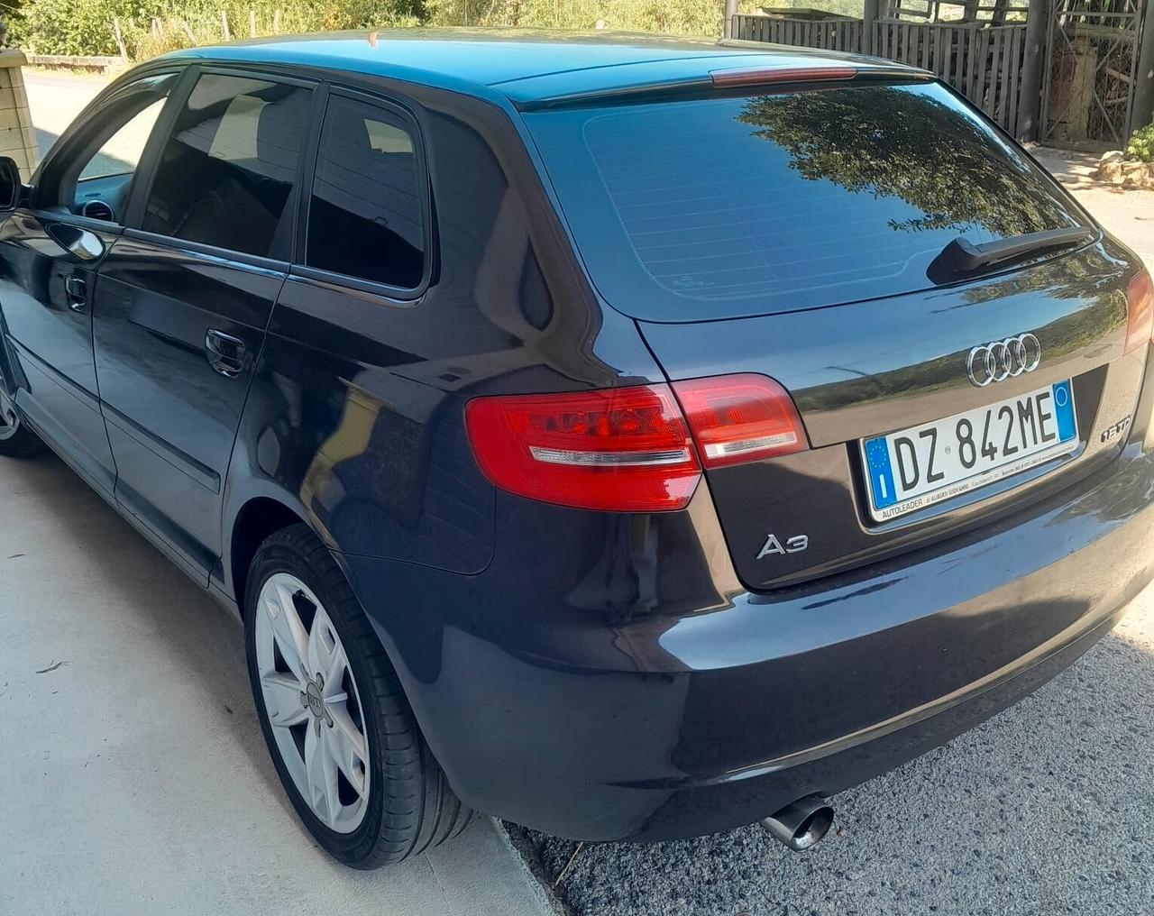 Audi A3 1.6 TDI 105 CV CR Ambition