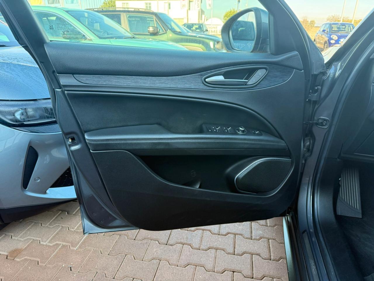 Alfa Romeo Stelvio 2.2 Turbodiesel 190 CV AT8 Q4 Super