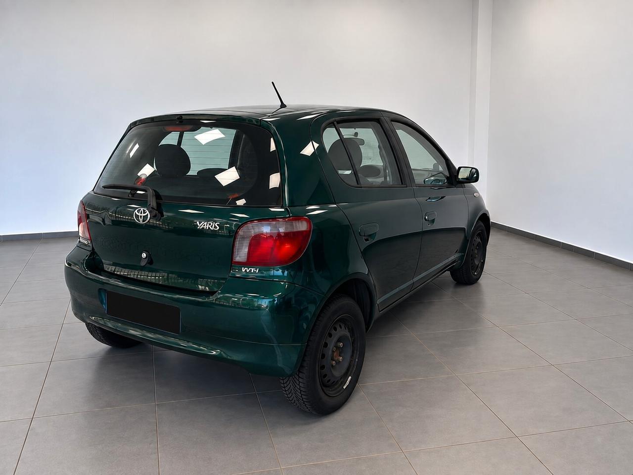 Toyota Yaris 1.0i 16V cat 5 porte