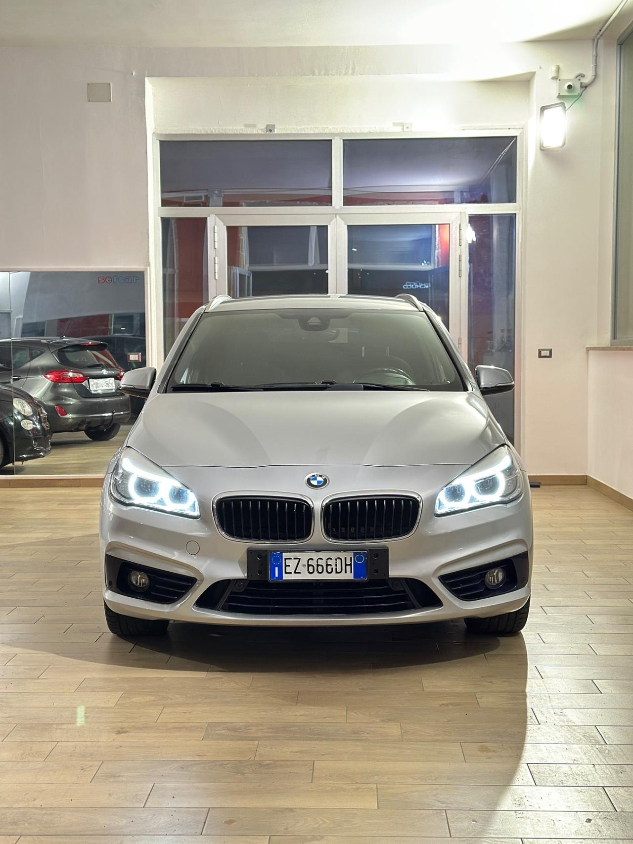 Bmw 218d Active Tourer Sport -2015 LED/18”