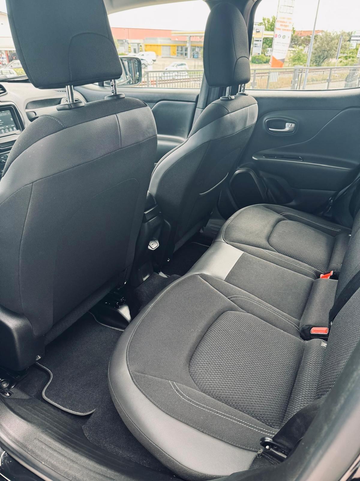 Jeep Renegade 1.3 T4 DDCT Limited