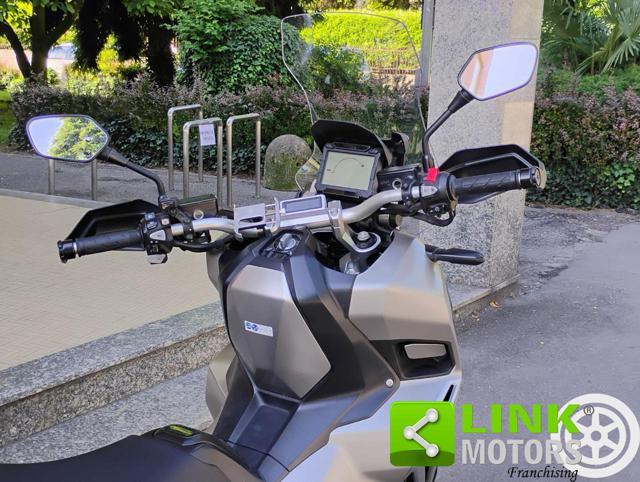 HONDA X-ADV 750 2019