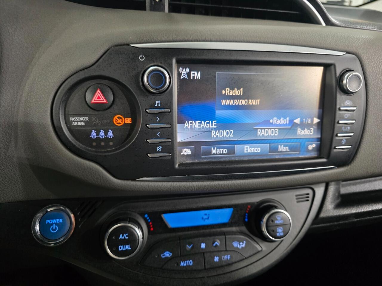 Toyota Yaris 1.5 Hybrid 73cv 1 PROPRIETARIO 2017