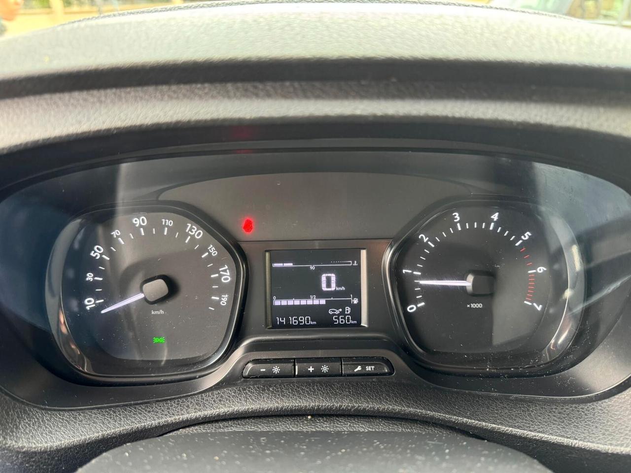 PEUGEOT EXPERT BLUEHDI 122cv FURGONE LAMIERATO