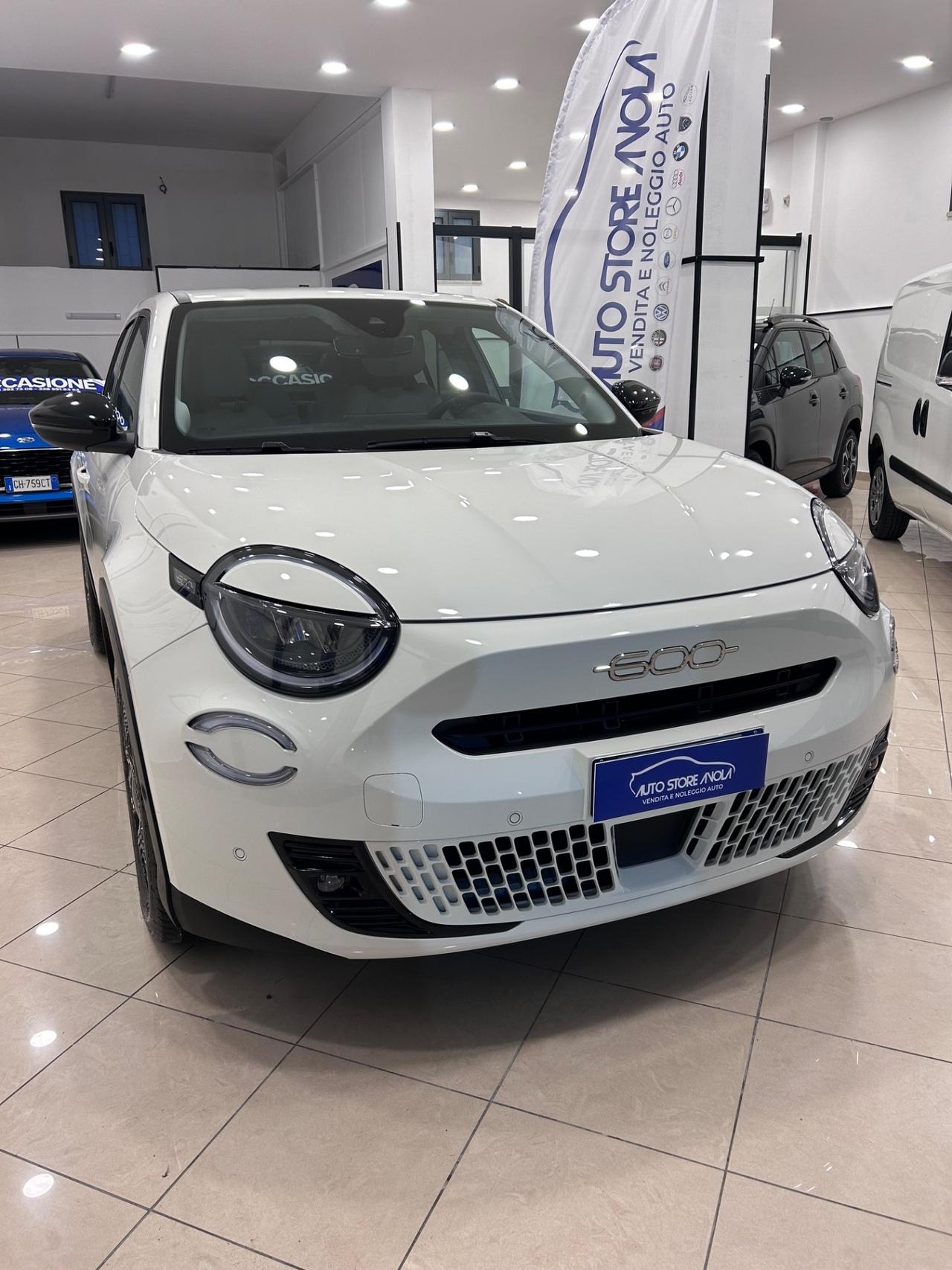 Fiat 600 Hybrid 110 CV DCT MHEV La Prima