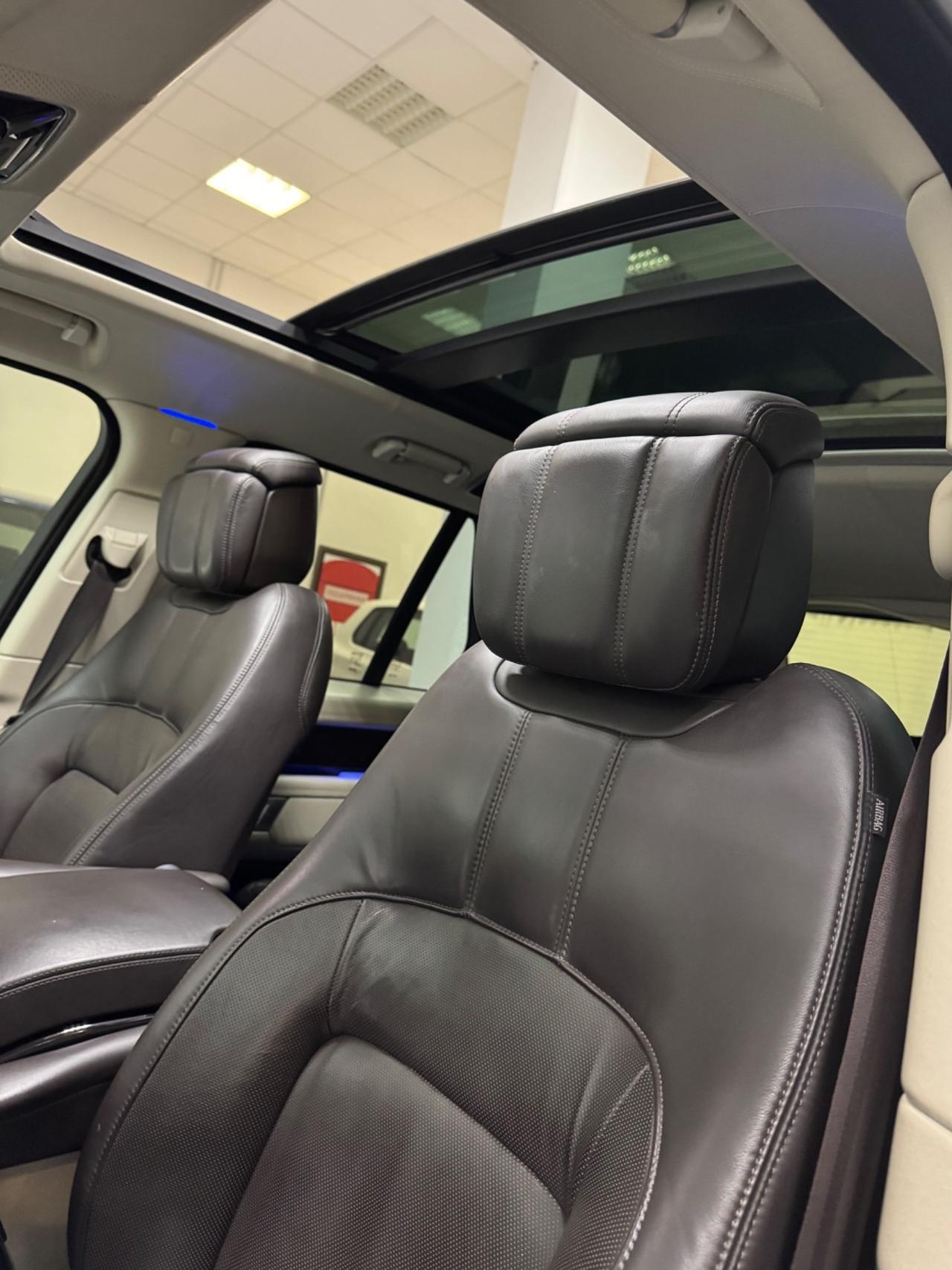 Land Rover Range 4.4 SDV8 Autobiography