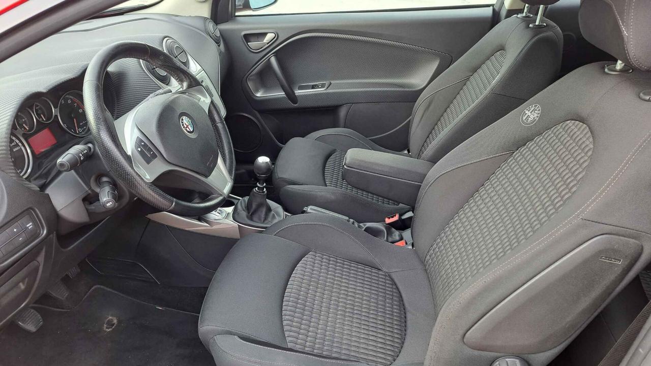 Alfa Romeo MiTo 1.4 T 155 CV Distinctive Sport Pack