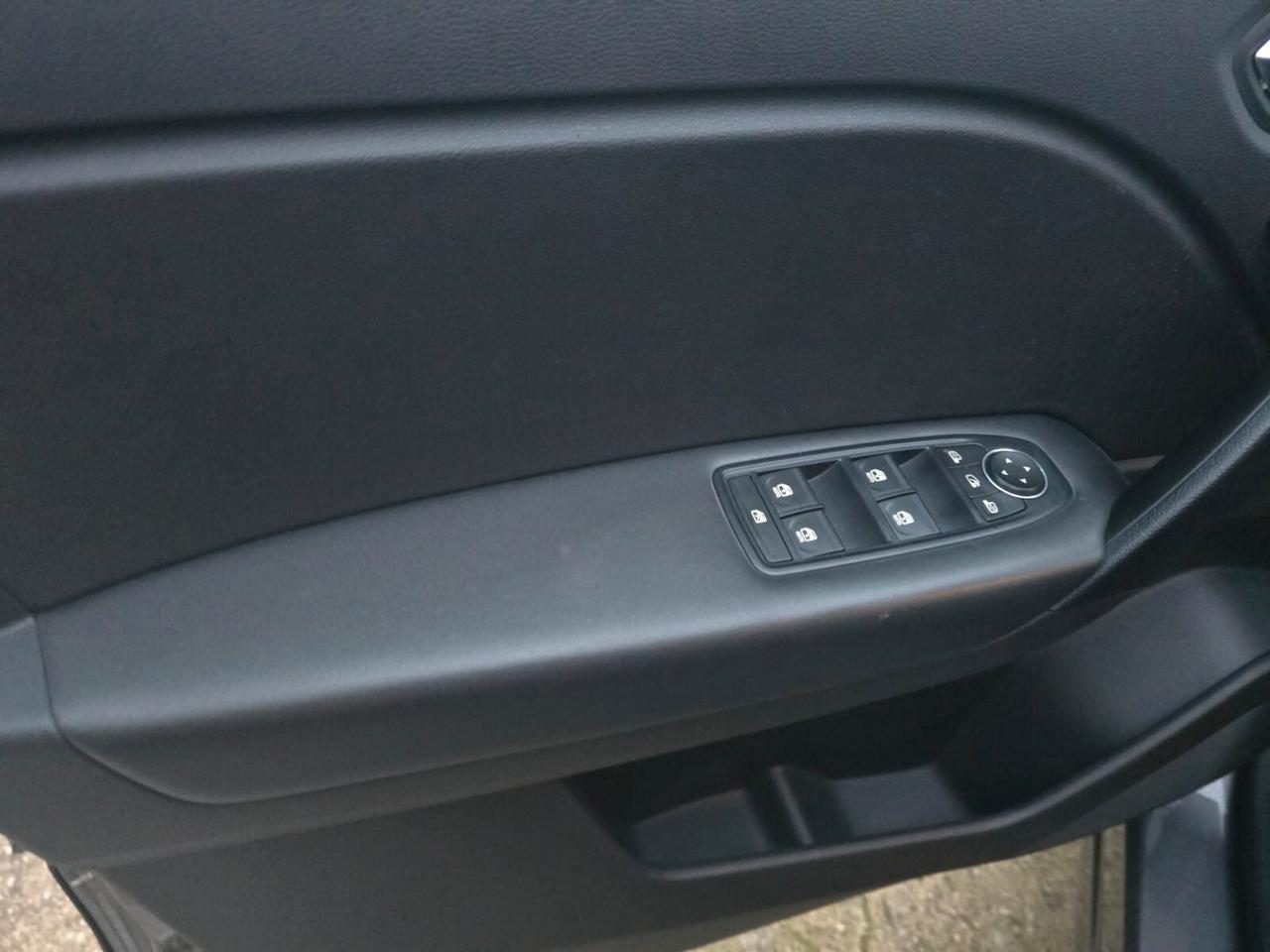 Renault Captur Blue dCi 115 CV EDC Initiale Paris