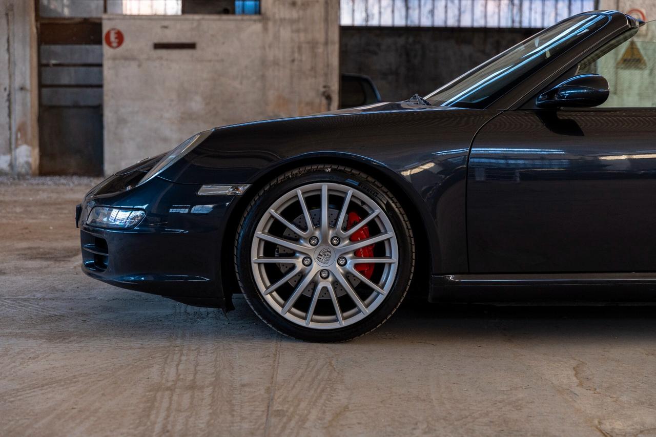 Porsche 911 Carrera S Cabriolet