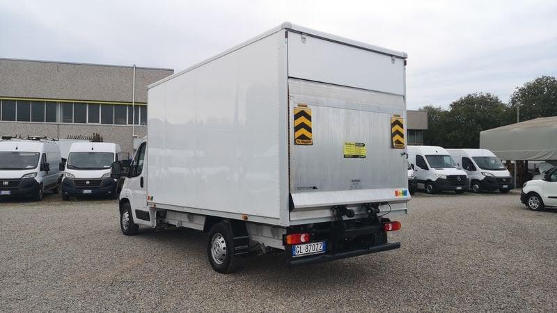 Peugeot Boxer 335 2.2 BlueHDi 140 S&S Furgone + Sponda Idraulica