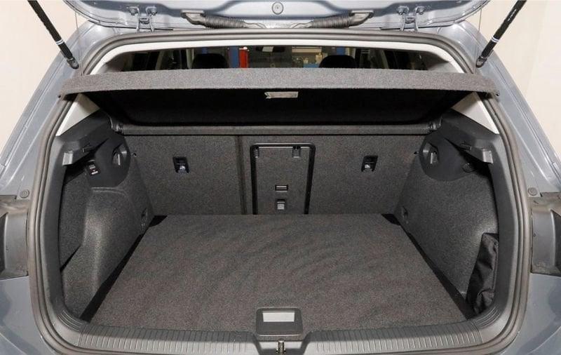 Volkswagen Golf 8.5 1.5 TSI 115 CV ACT GOAL Led 16" Gancio Cockpit Navi