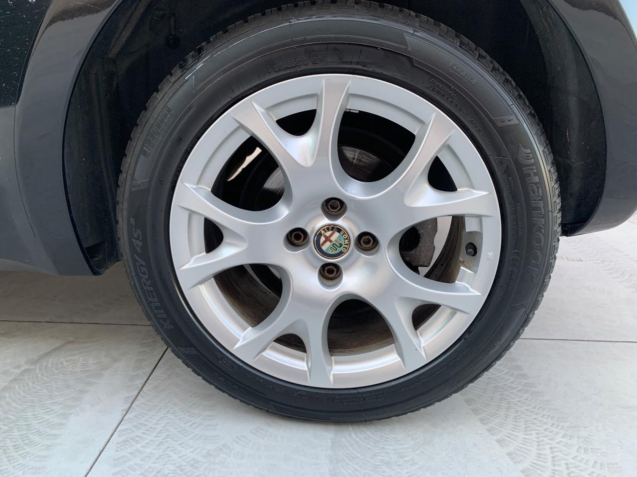 Alfa Romeo MiTo 1.3 JTDm-2 95 CV