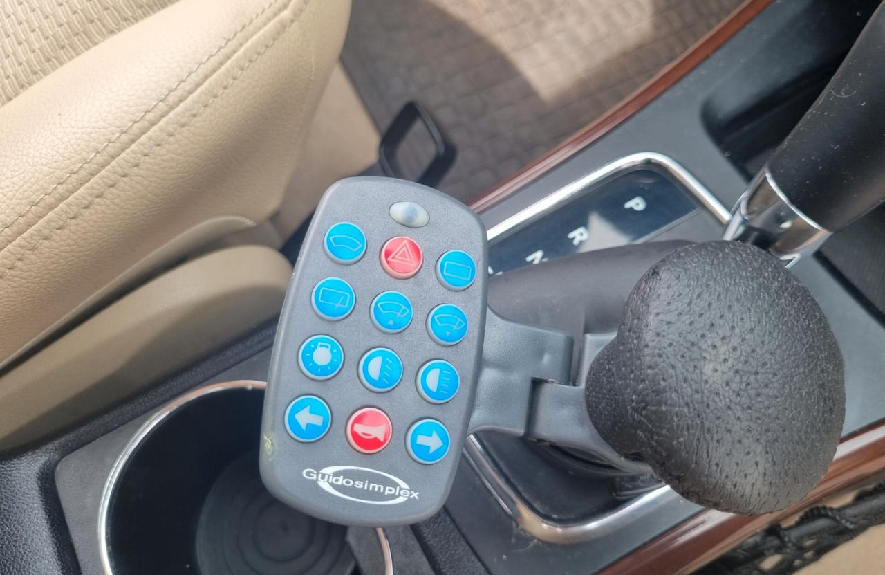 Mercedes-benz A 180 CDI DISPOSITIVO PER DISABILI
