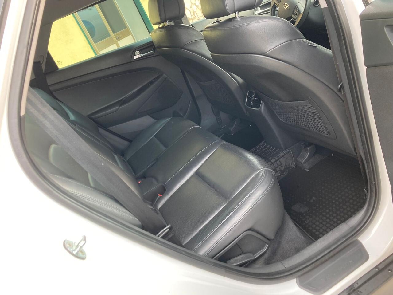 Hyundai tucson 1.7 141cv Full optonal 12/2016