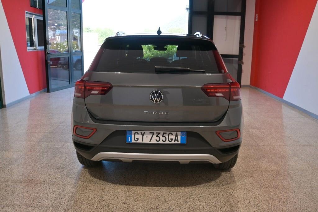 VOLKSWAGEN T-ROC 2.0 TDI 115CV SCR LIFE ( FARI LED - DIGITAL COCKPIT - ADAPTIVE CRUISE - NAVI - APP CONNECT - PARK ASSIST - TETTO BICOLORE )