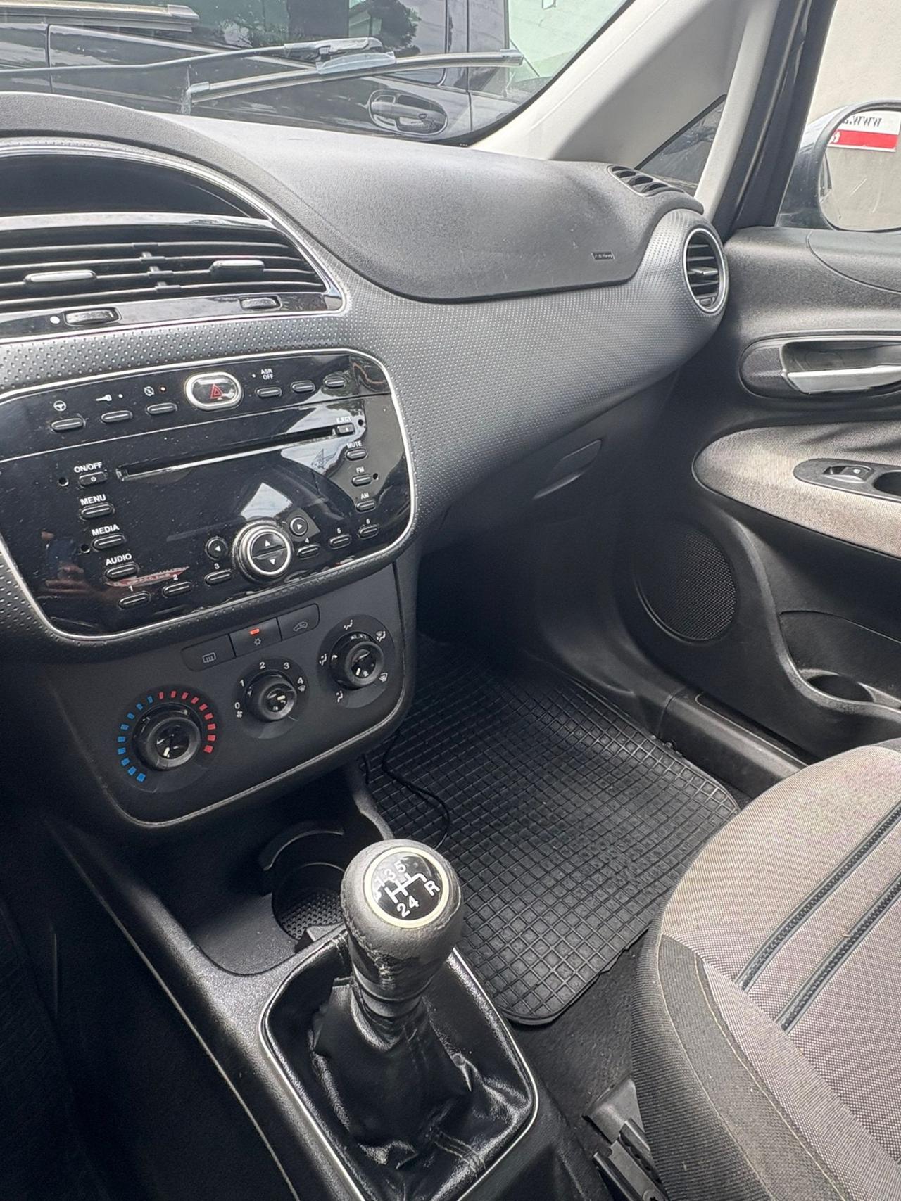 Fiat Punto 1.2 GPL 5 porte S&S Dynamic 69CV Ok Neopatentati