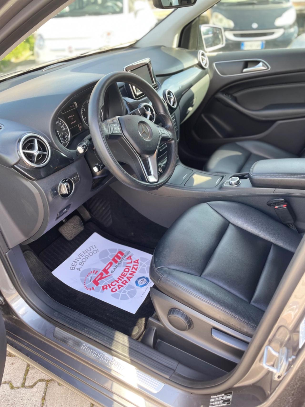 Mercedes-benz B 180 B 180 d Automatic Executive