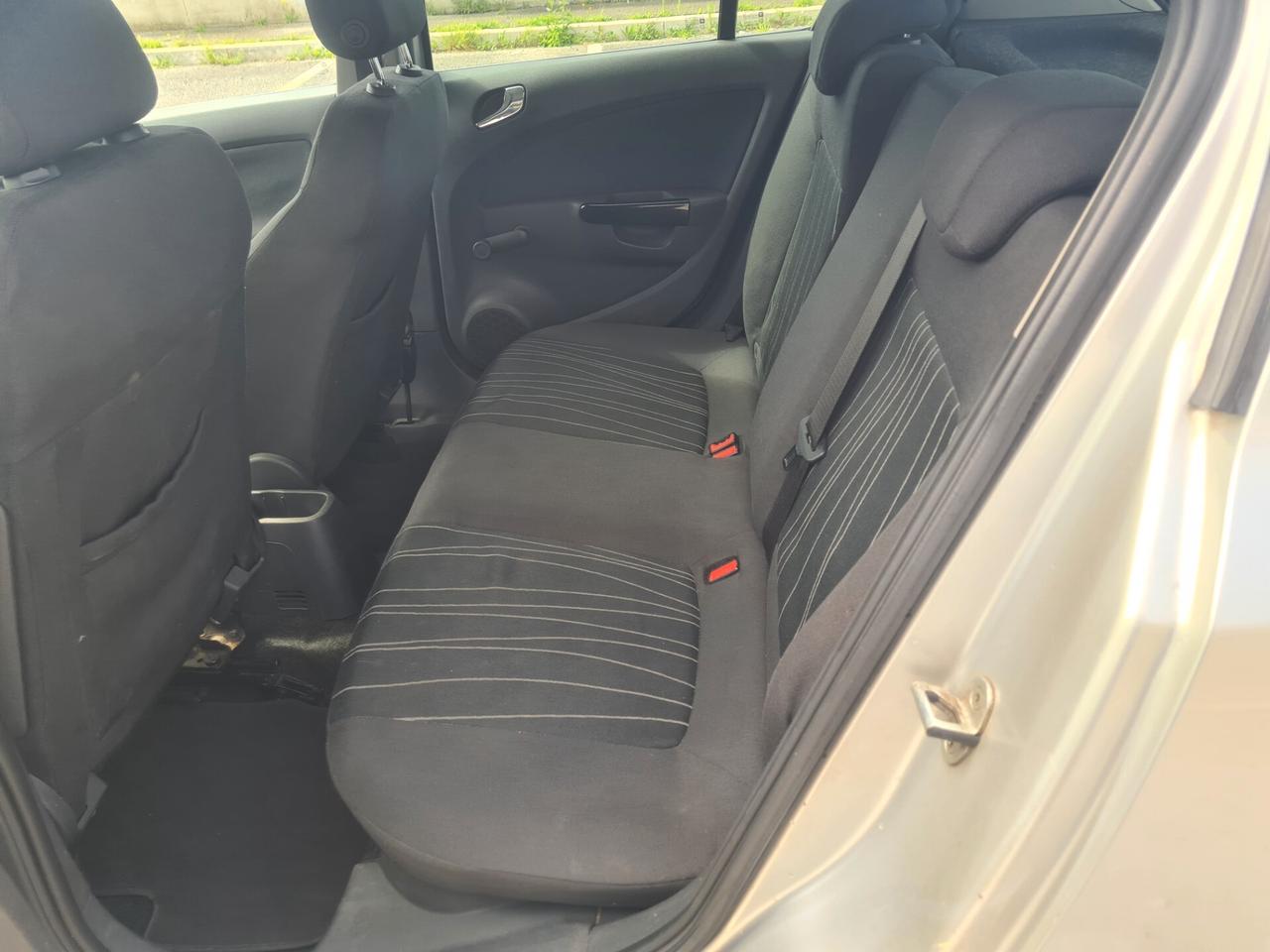 Opel Corsa 1.2 SOLI 110000 KM