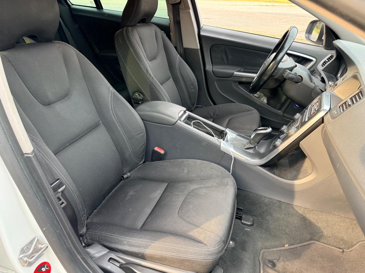 Volvo V60 1.6 diesel 114 cv euro 5B