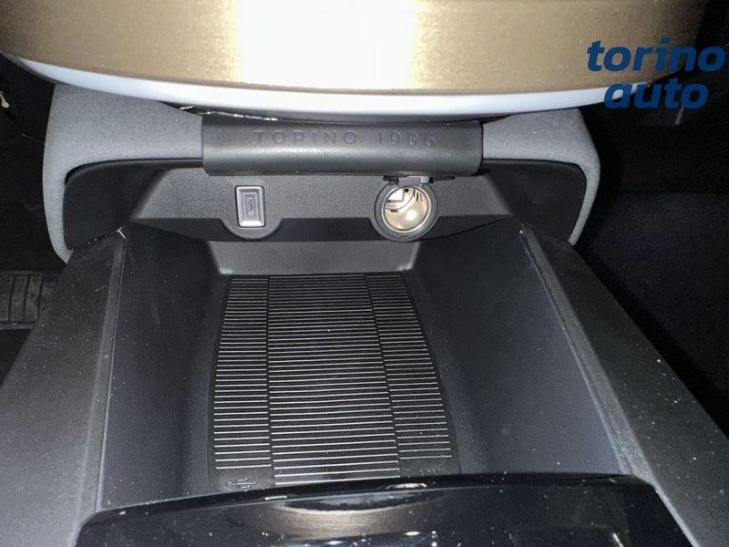 Lancia Ypsilon Ypsilon Hybrid e-DCT LX