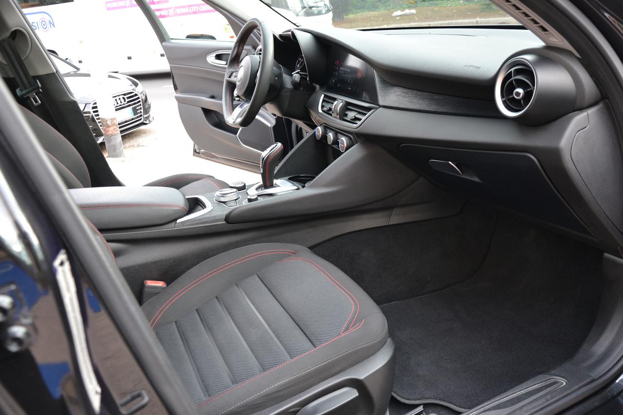 Alfa Romeo Giulia 2.0 TURBO 200CV AT8! Prezzo vero senza vincoli Unipro, fatturabile e italiana Garanzia 12 mesi inclusa!