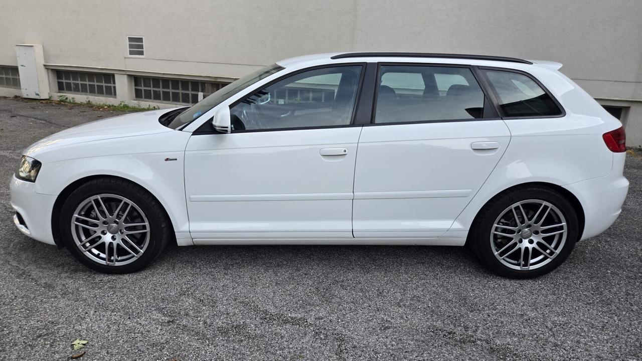 Audi A3 2.0 16V TFSI quattro S tronic Ambition