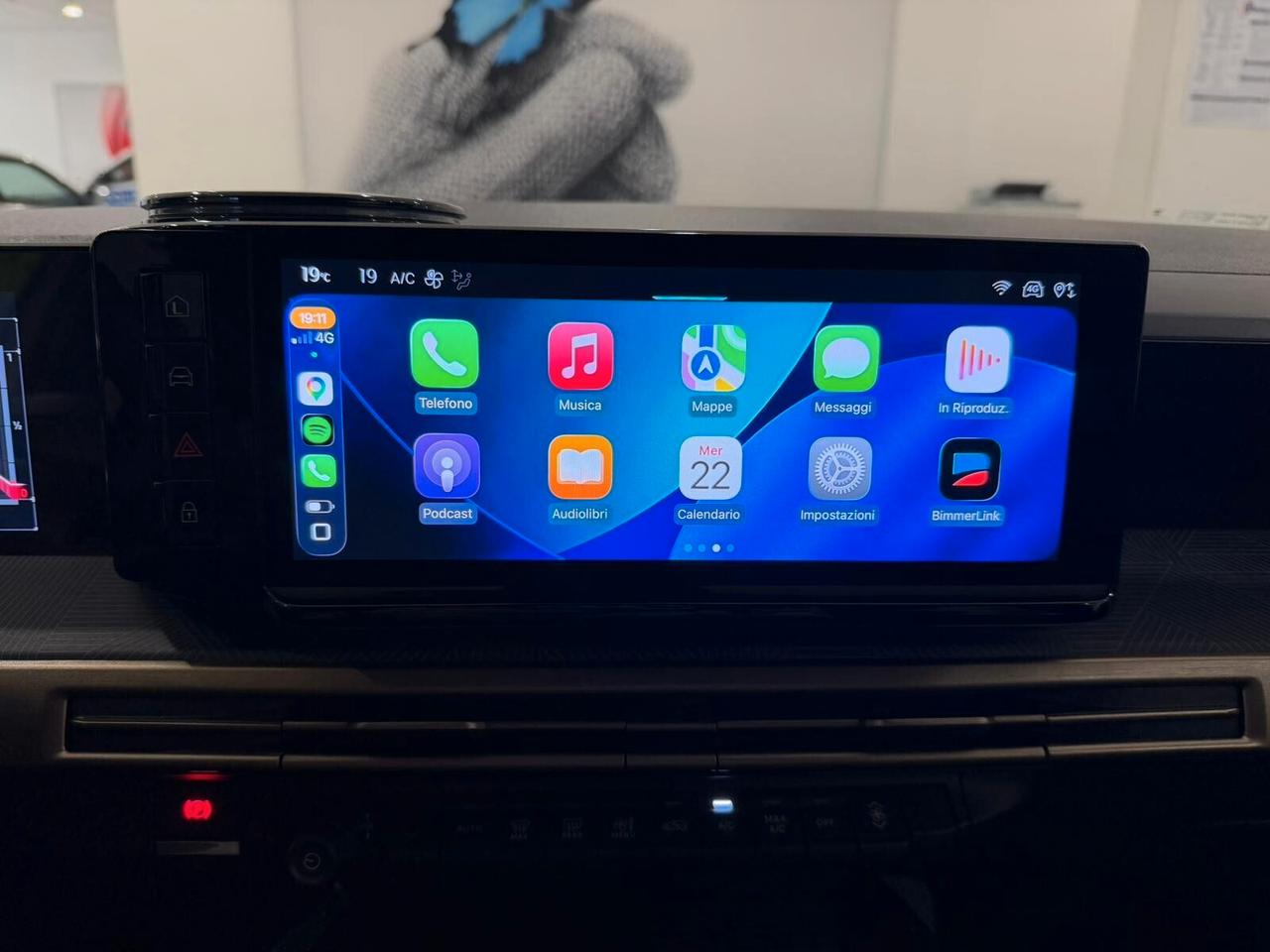 Lancia Ypsilon Hybrid e-DCT LX