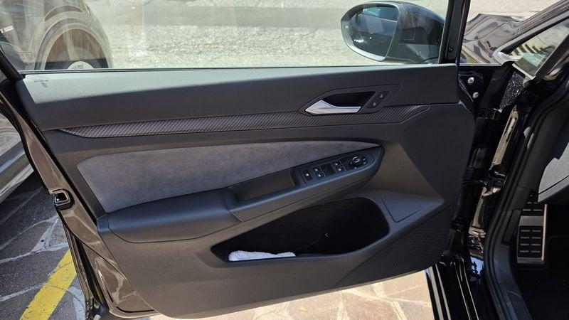 Volkswagen Golf 2.0 TSI R DSG 4MOTION PERFORMANCE CAMERA