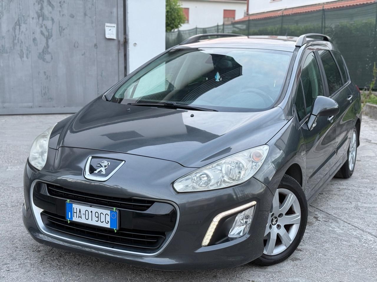 Peugeot 308 1.6 DIESEL START&STOP 2013 NEOPATENTATI