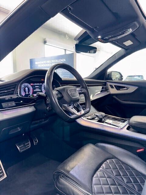 Audi Q8 50 TDI 286 CV MHEV S LINE 2020