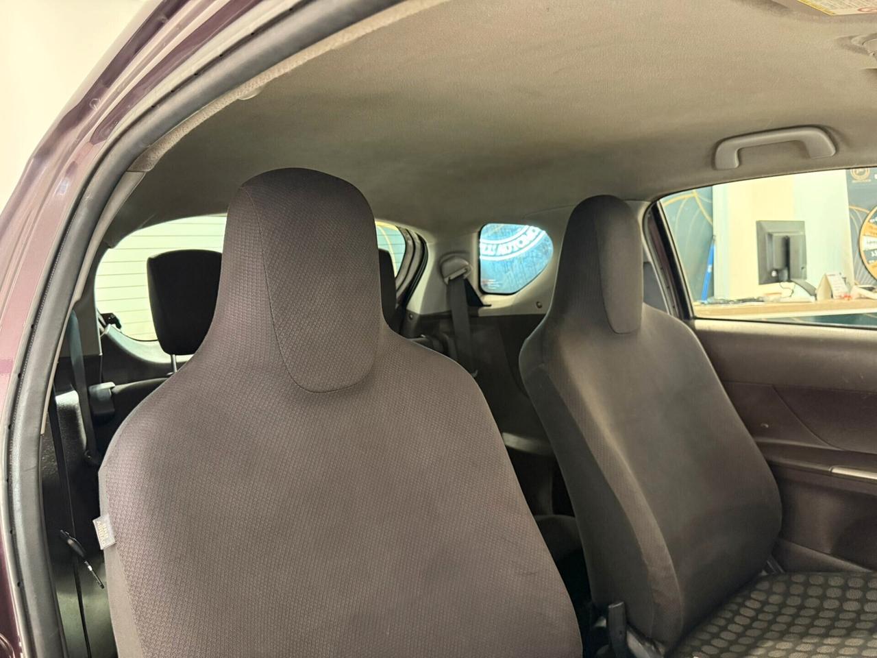 Toyota IQ 1.0 68cv AUTOMATICA Motore Nuovo