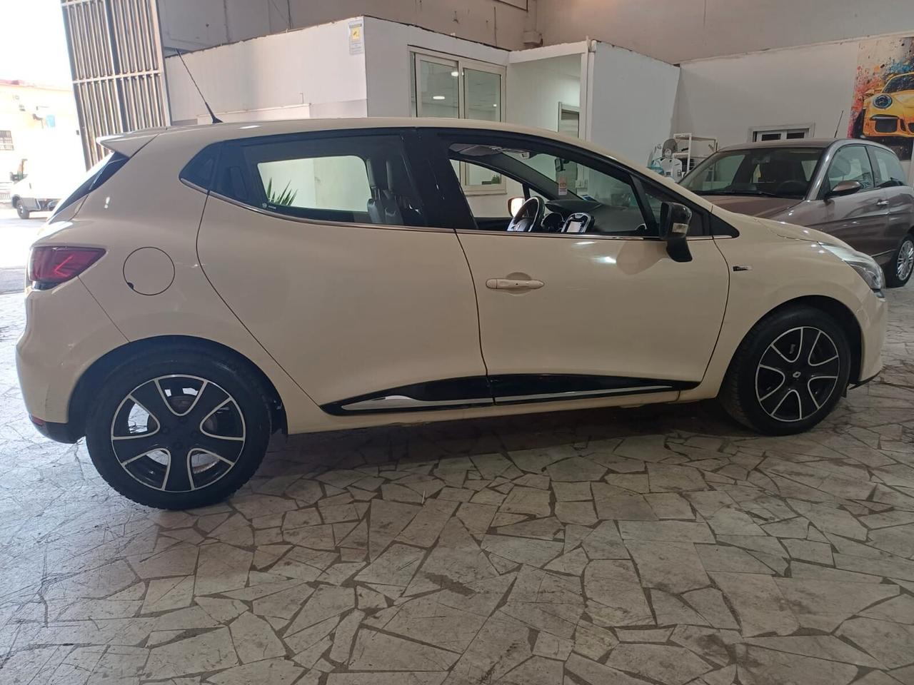 Renault Clio 1.5 dCi FULL ACCESSORIATA - 2017
