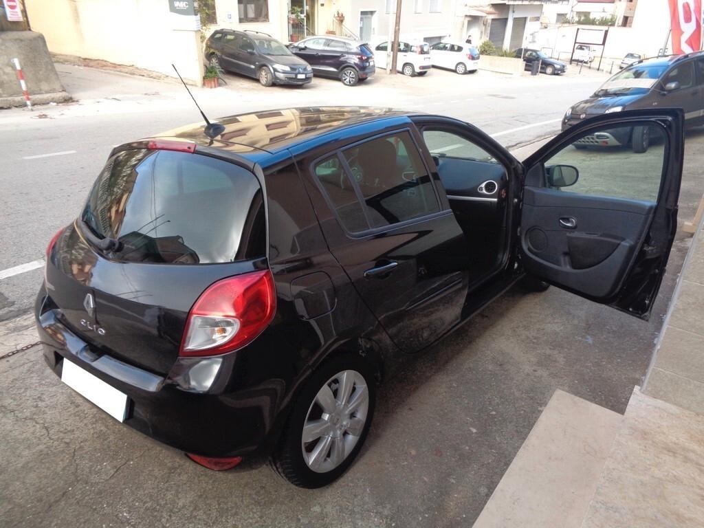 Renault Clio 1.2 75CV 5 Porte Live (Neopatentati)