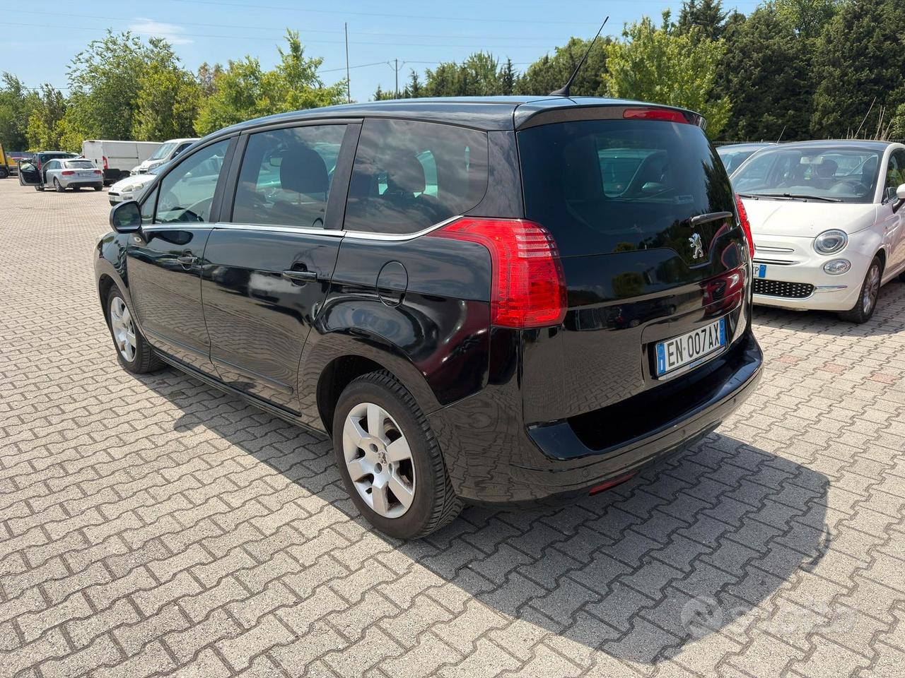 Peugeot 5008 1.6 hdi