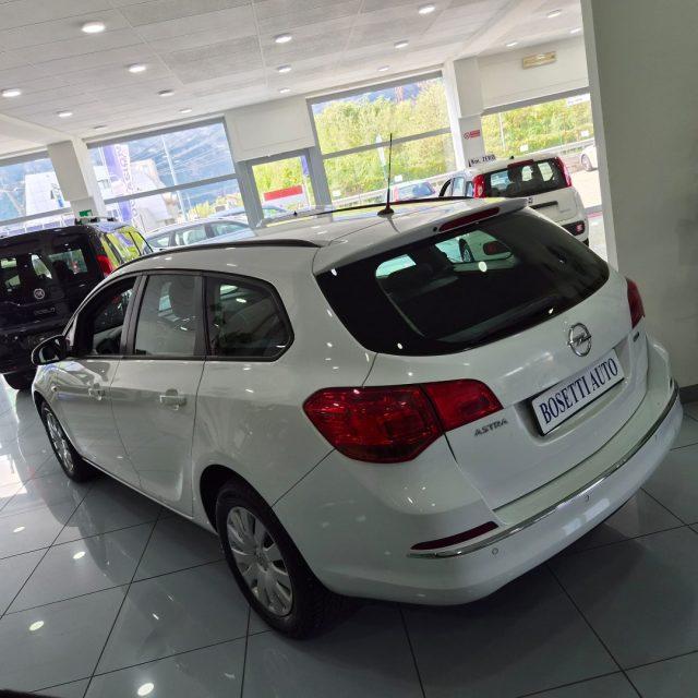 OPEL Astra 1.6 CDTI Tourer Business Solo commercianti