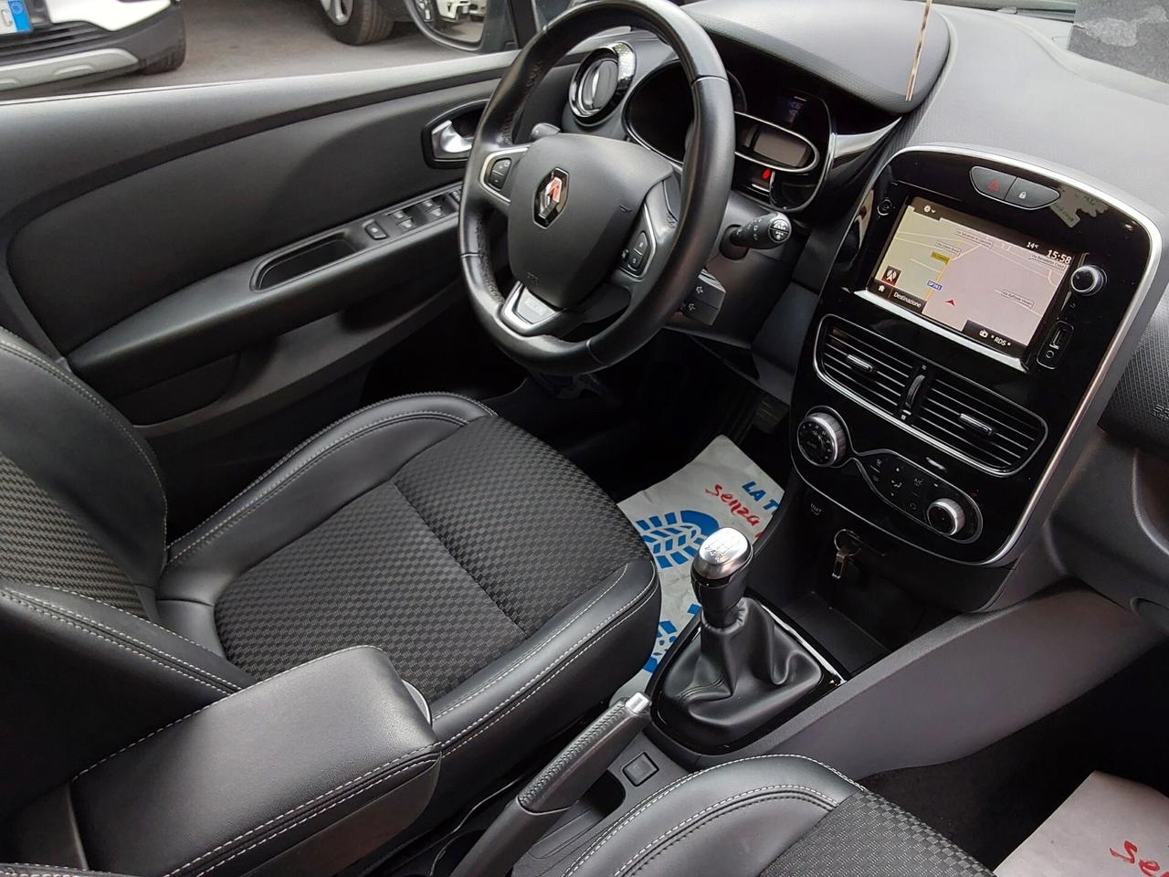 Renault Clio Sporter 1.5 dCi 90 CV Moschino Intens