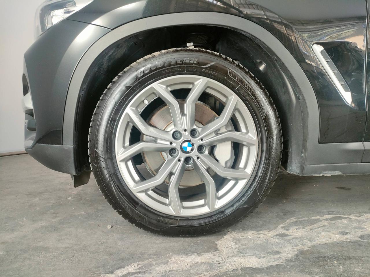 BMW X3 G01 2017 - X3 xdrive25d xLine 231cv auto