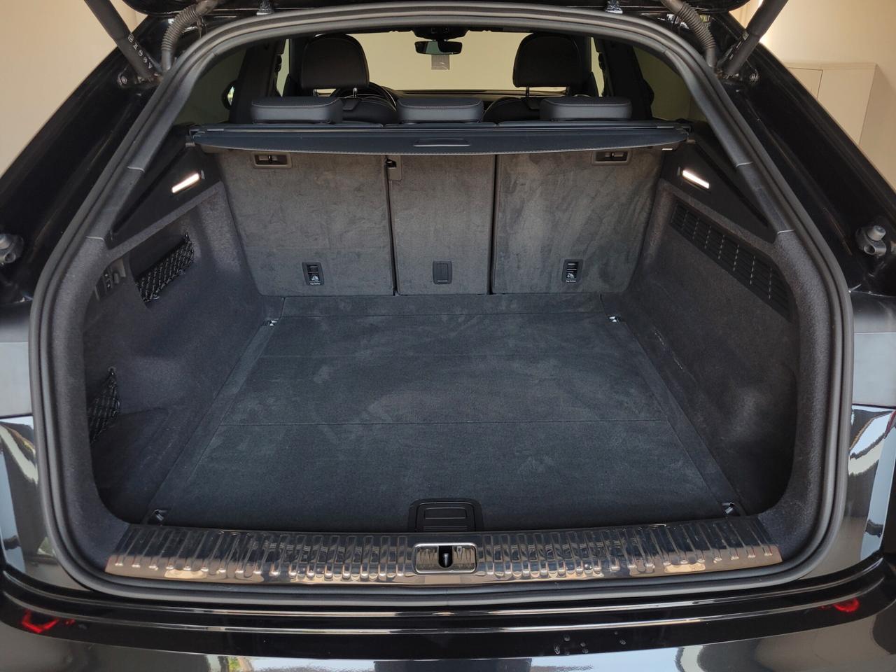 Audi Q8 Audi Q8 50 TDI QUATTRO S LINE AIR SUSPENSION MATRIX C 22"