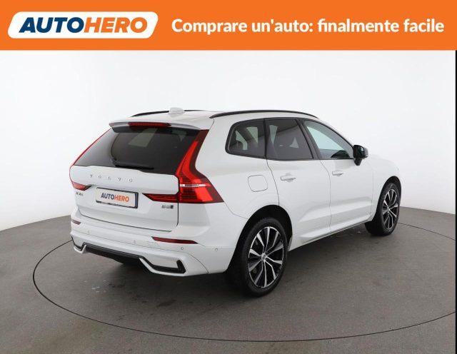 VOLVO XC60 B5 (d) AWD automatico Ultimate Dark