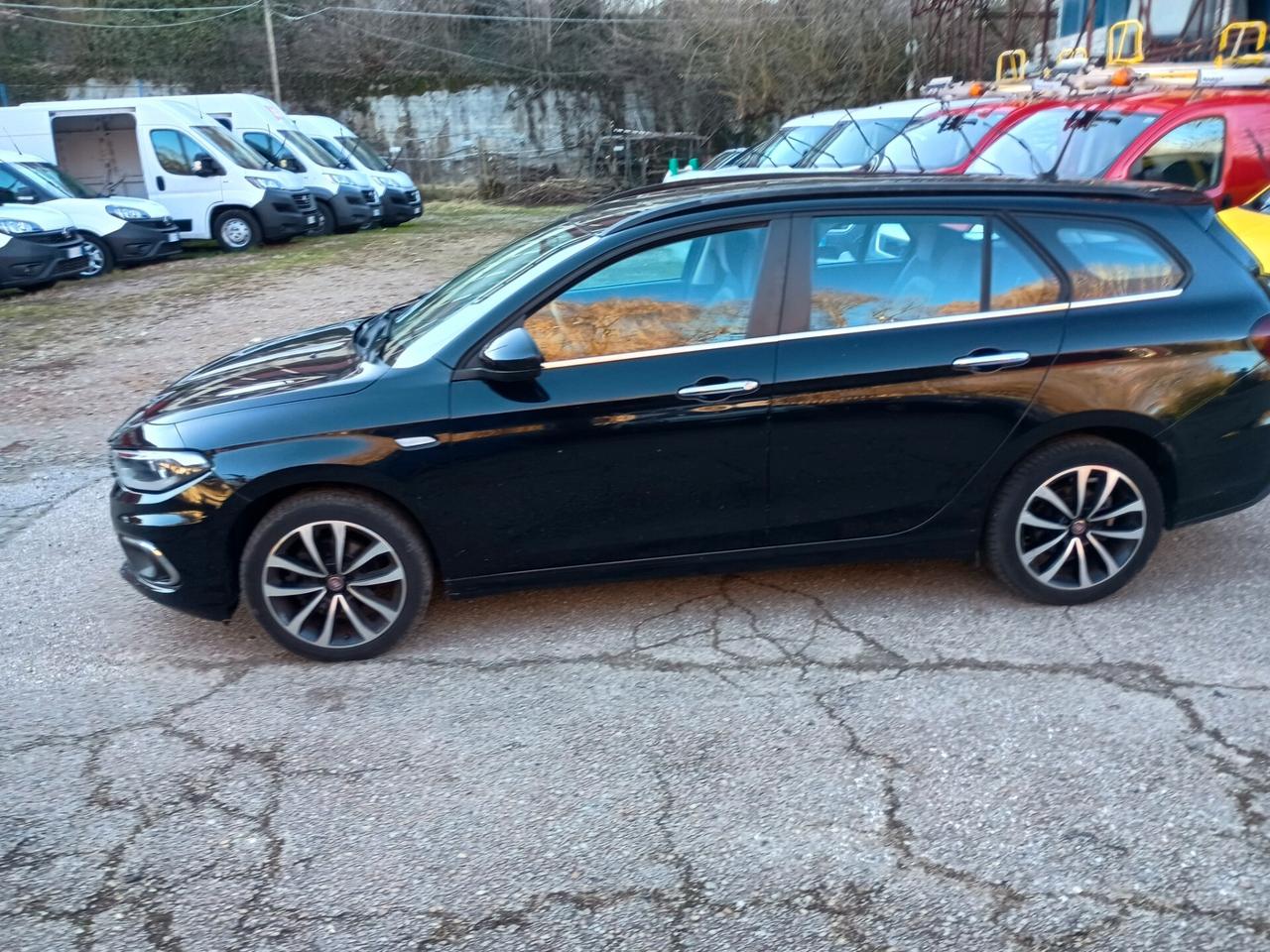 Fiat Tipo 1.6 Mjt S&S SW Lounge