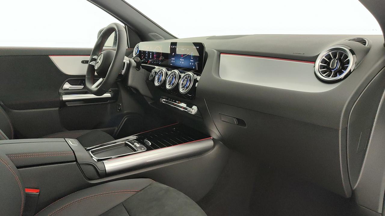 Mercedes-Benz GLA 200 d automatic