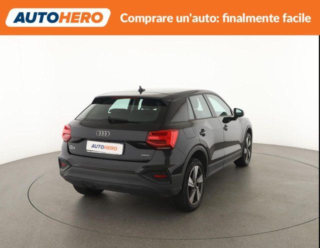 AUDI Q2 35 TDI quattro S tronic Business