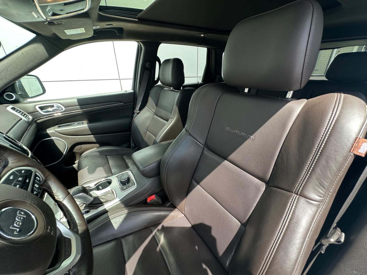 Jeep Grand Cherokee 3.0 V6 Summit possibilità noleggio no scoring