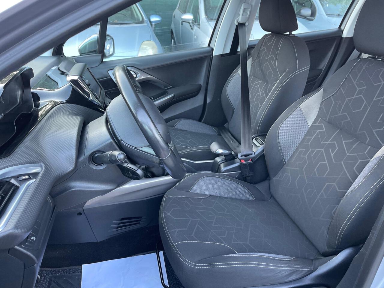 Peugeot 2008 PureTech 82 Allure 2018