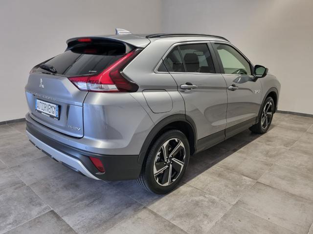 MITSUBISHI Eclipse Cross 2.4 MIVEC 4WD PHEV Instyle SDA Pack 0