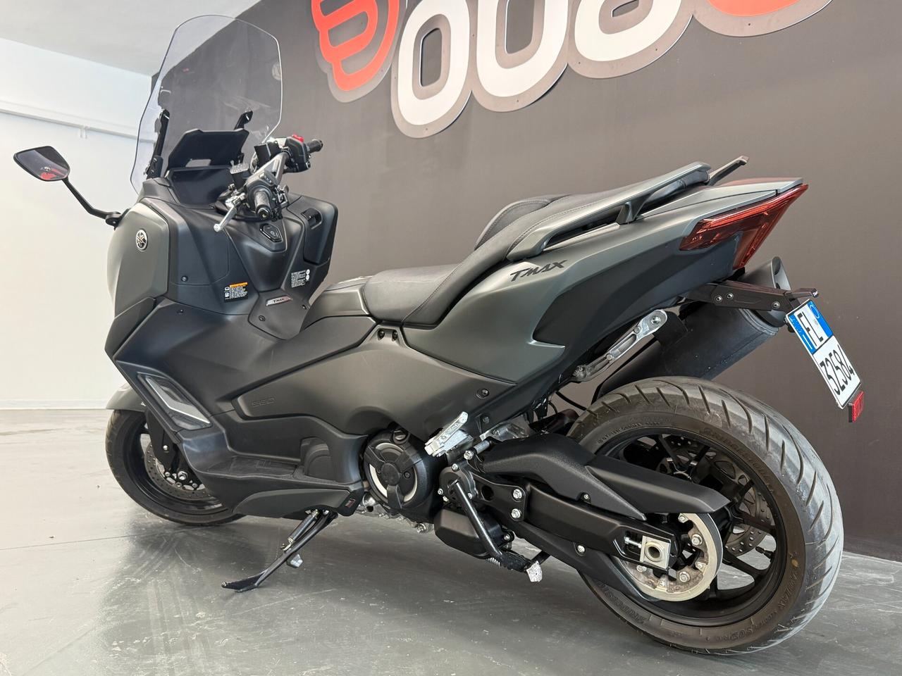 Yamaha TMAX 560
