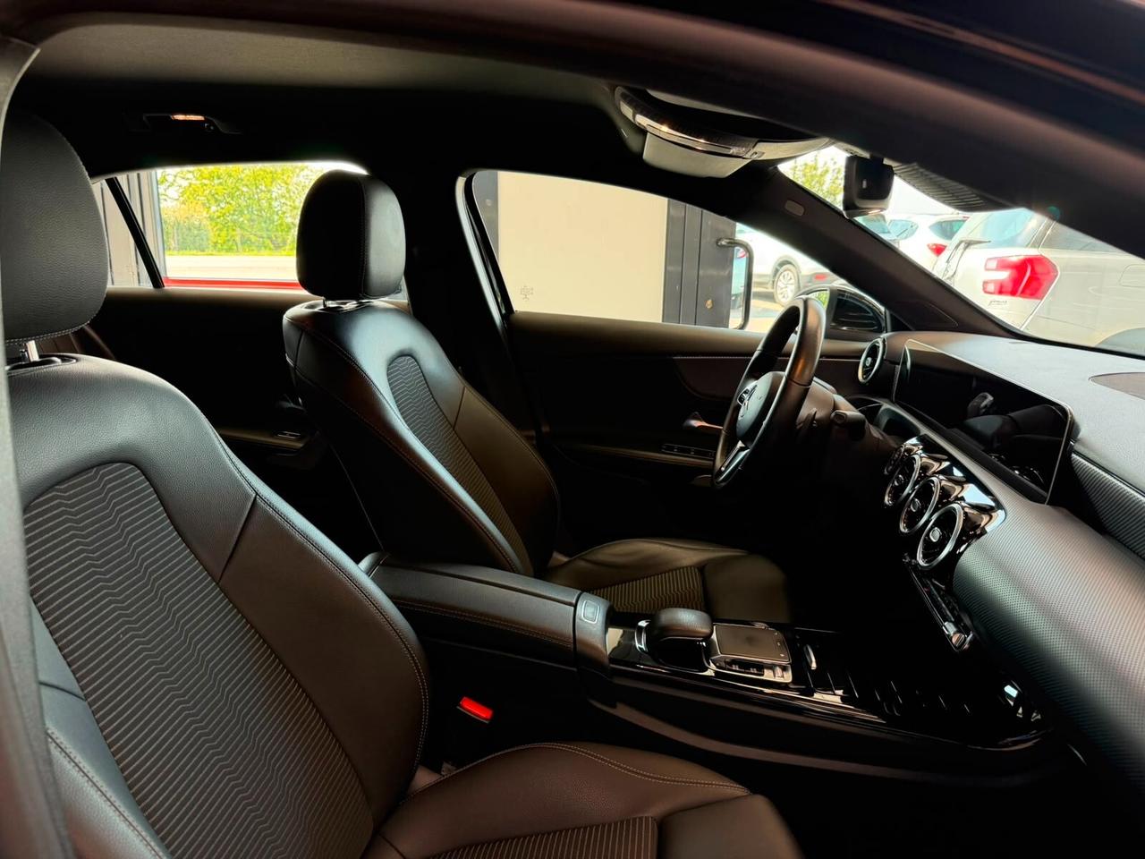 Mercedes-Benz A 180 1.5 Diesel Cambio Automatico Neopatentati