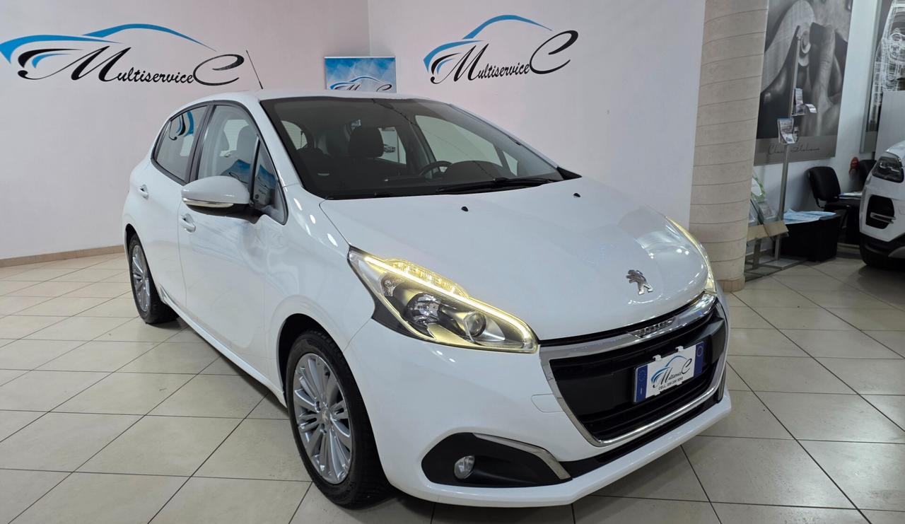 Peugeot 208 BlueHDi 75 5 porte Allure