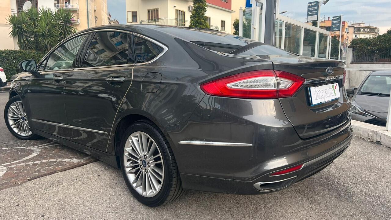 Ford Mondeo Full Hybrid 2.0 187 CV eCVT 4 porte Vignale